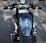 christian poncet, aérographe, moto, peinture, personnalisée, custom, harley, bobber, chopper, décoration, motard,vmax 1700, yamaha